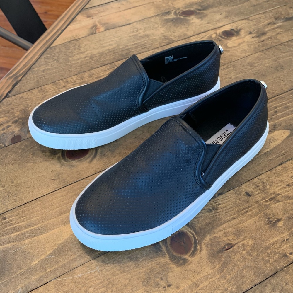 Steve Madden Leather Slip On